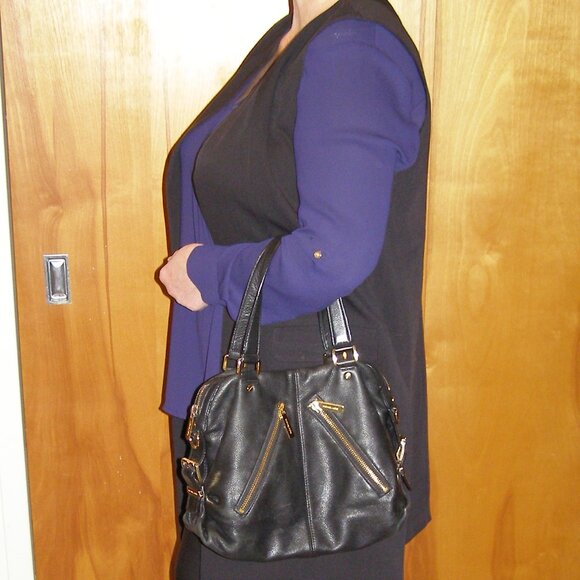 Michael Kors MK Portland Black Pebbled Leather Hobo Tote Shoulder Bag Purse - Picture 11 of 14